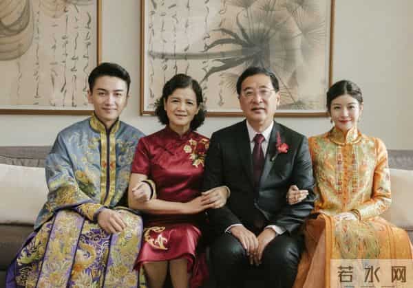 陈妍希20万，陈晓未公布，香港火灾捐款名单流出，俩人性格大不同