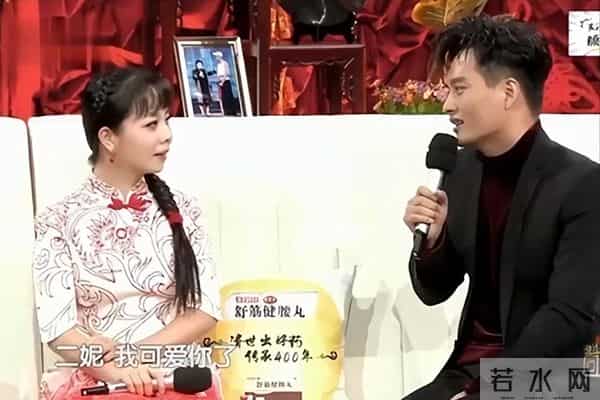 原来王二妮丈夫是他，二人青梅竹马长相惊艳朱迅，难怪她不选云飞