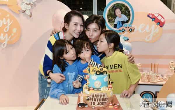 落地凤凰不如鸡！52岁蔡少芬为钱奔波瘦憔悴，被王晶讥讽不上进