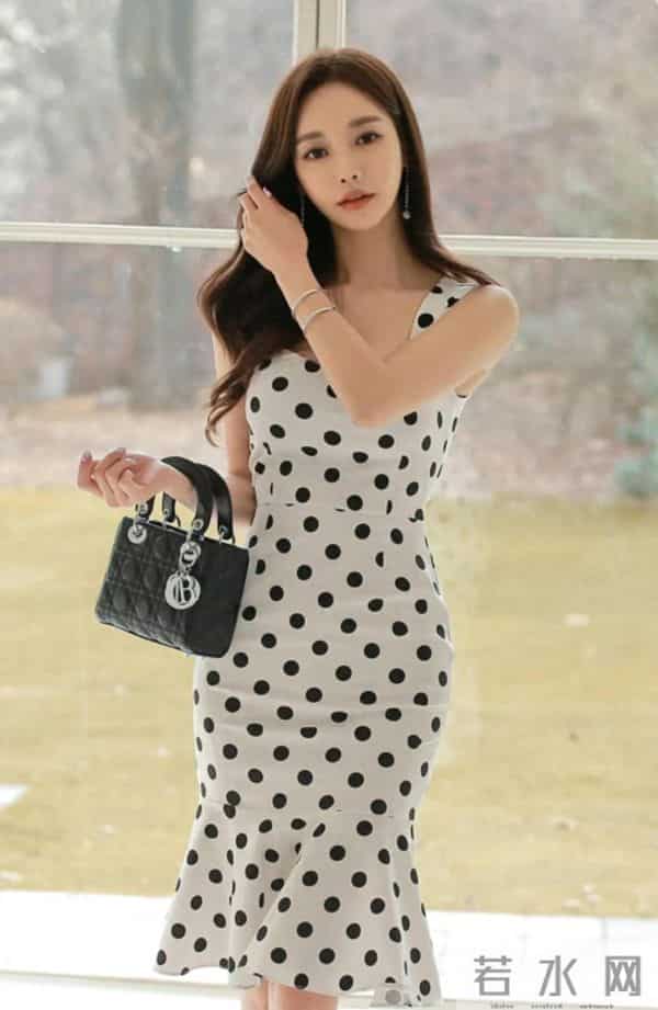 韩国美女模特孙允珠051