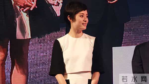 张艺谋没说错,看似“不合群”的孙俪,是娱乐圈真正的“聪明人”