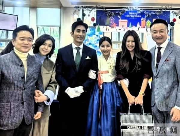 韩娱圈最帅公公诞生!车仁表58岁状态封神,儿子婚礼全程被抢镜!