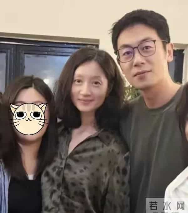 41岁的朱亚文一反常态!事实证明,李幼斌当初的忠告,敲打了他