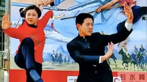 李连杰四个女儿，命运差距大，大女儿36岁还未婚，利智女儿上哈佛