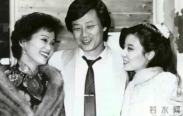 71岁寇世勋现状，晚年和原配一家生活，二房随3名子女远在国外