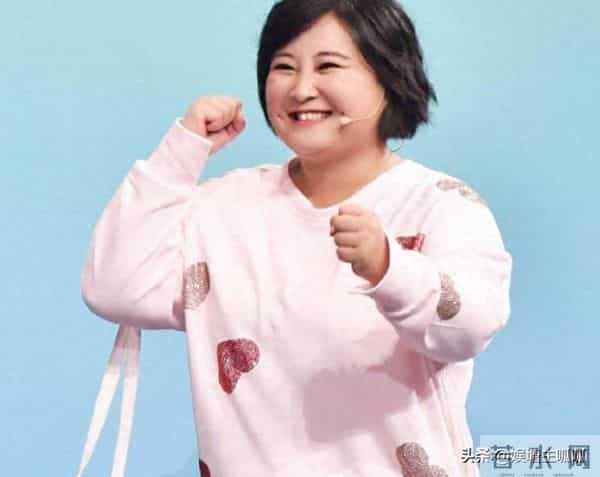 众星不捐款遭审判，贾玲热巴路人缘下滑、刘德华周润发得到原谅