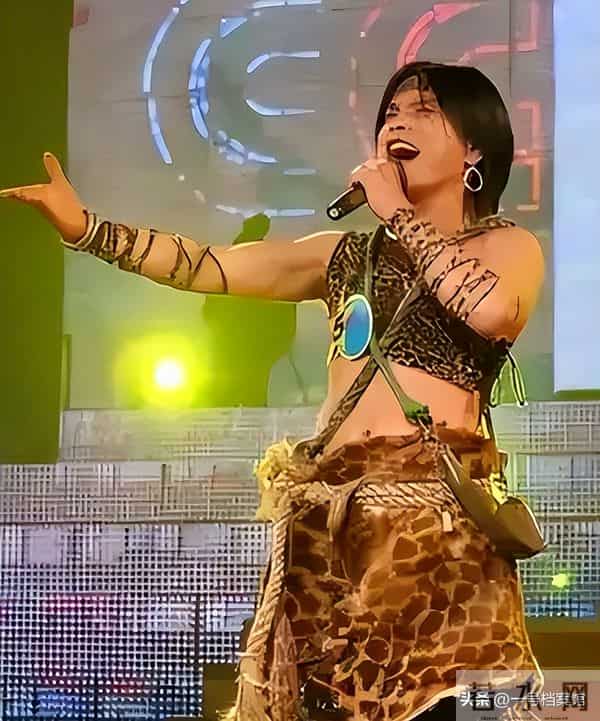 负债百万、装疯卖傻、为非作恶，星光大道草根歌手现状太落魄