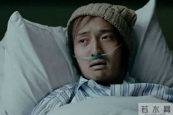 上戏80周年校庆,于和伟胖了,王传君胡子拉碴,雷佳音咋穿成这?