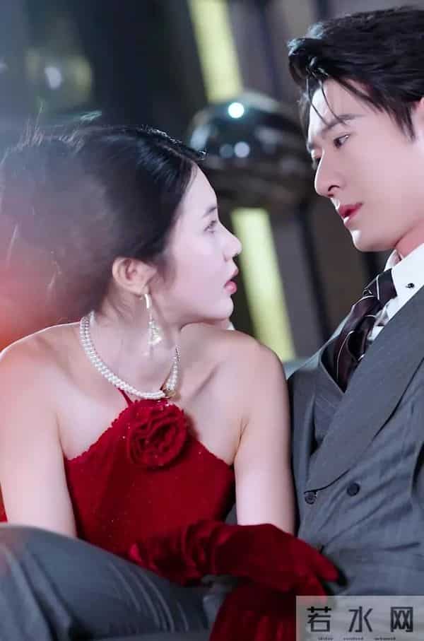 赵振栋最顶配女演员出现了，比翟一莹还公主，网友：这个真好看！