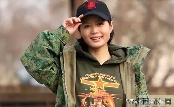 程愫49岁了,但我不嫌弃,她愿嫁,我必娶,身材好 五官好 演技好