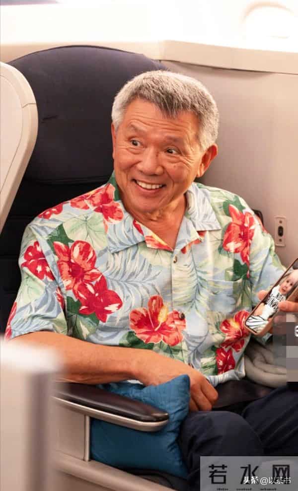 陈冲前夫是他，73岁眼睛炯亮，多年来从事幕后，发展不错生活低调