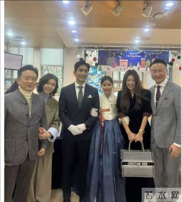 车仁表长子结婚,网友直呼:爸爸比儿子帅多了