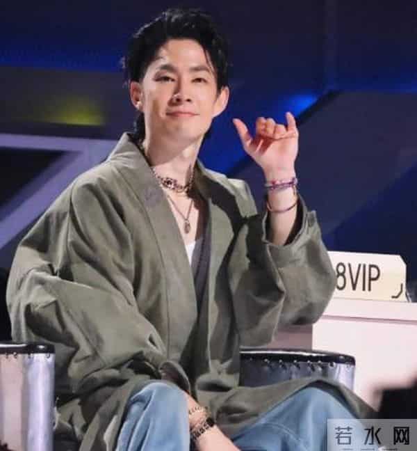 走上大S老路？47岁暴瘦脱相神似老头的F4吴建豪，给内娱敲响警钟