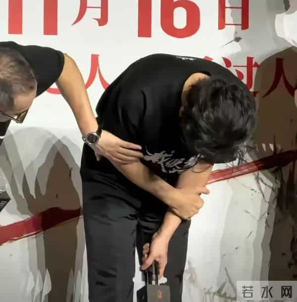 黄晓明也没想到,叶珂的这一句话,彻底“撕”碎了他的体面!