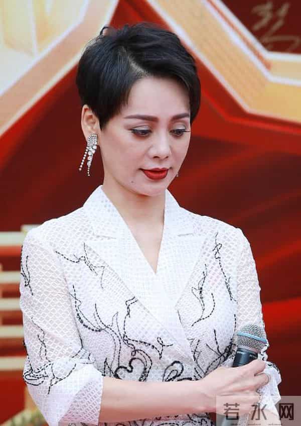 与汪峰恋情传闻真相大白才半年，宁静近况曝光，一点也不意外