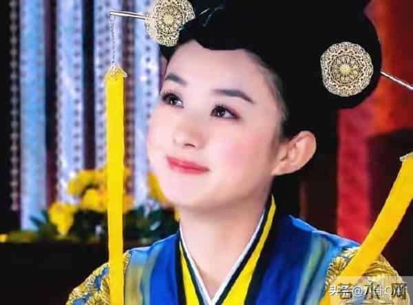 难怪赵丽颖这么红！背后5个百亿身家男人，为她全力托举不图回报