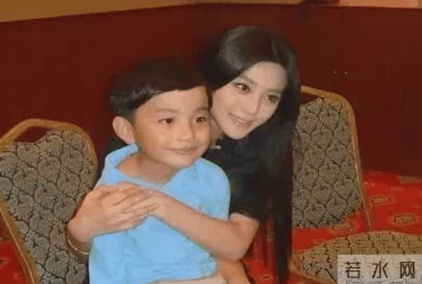 范丞丞提名金莲花最佳男配角