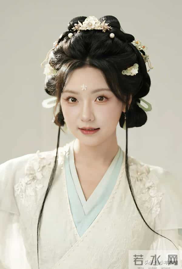 红果短剧最新十大古装女神!马秋元至春禾清丽脱俗!榜一惊为天人