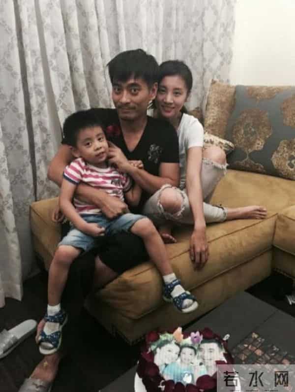 章龄之做梦也没想到，辛苦养大的12岁儿子，如今开始给陈龙长脸了