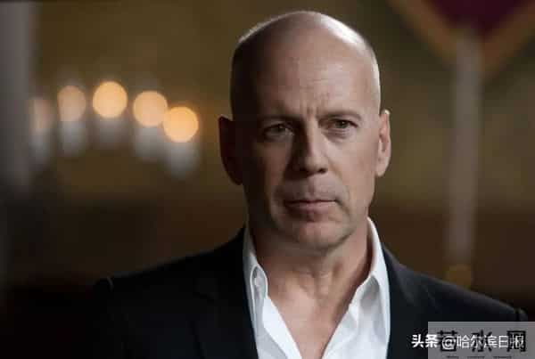 传奇巨星布鲁斯·威利斯安排后事!将捐出大脑,前妻与现任合力照顾