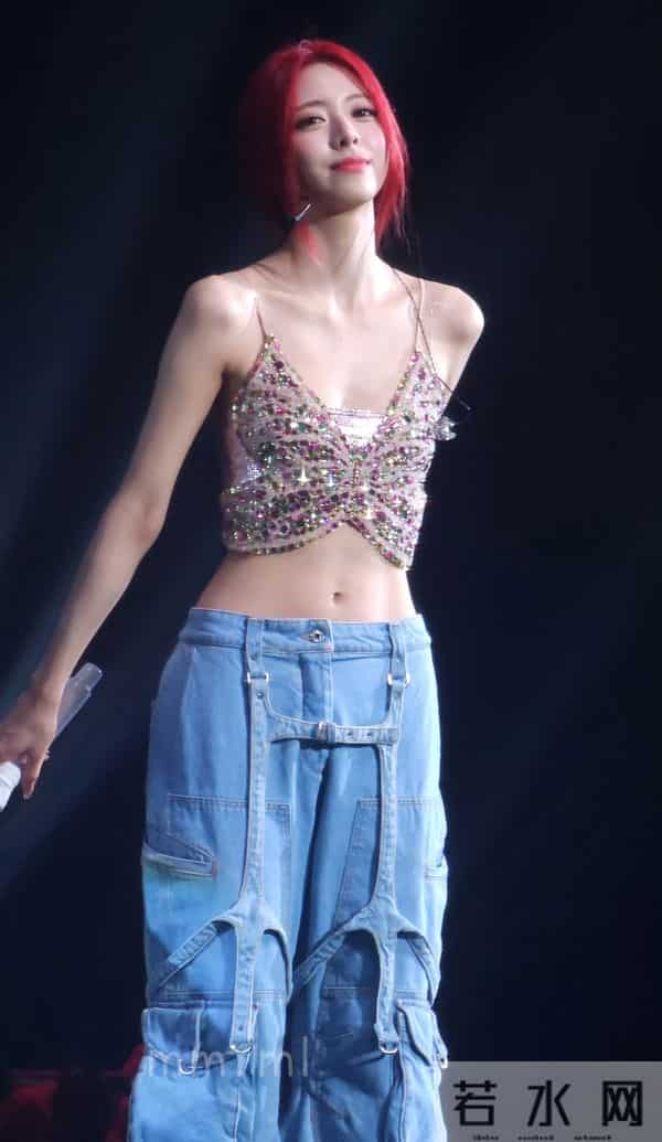 申有娜，极品蚂蚁腰