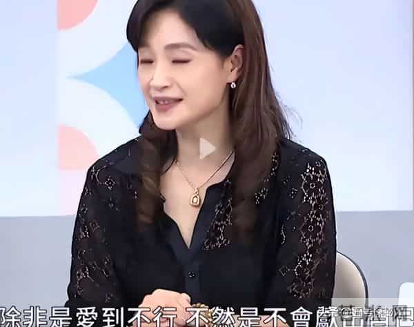 她58岁仍是干净之身,至今没谈过恋爱,除非是最爱不然不会献身