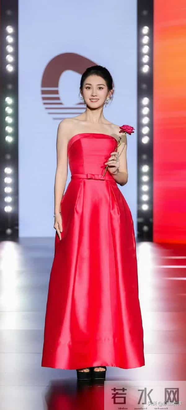 荆棘花开——郭宇欣时尚写真大图