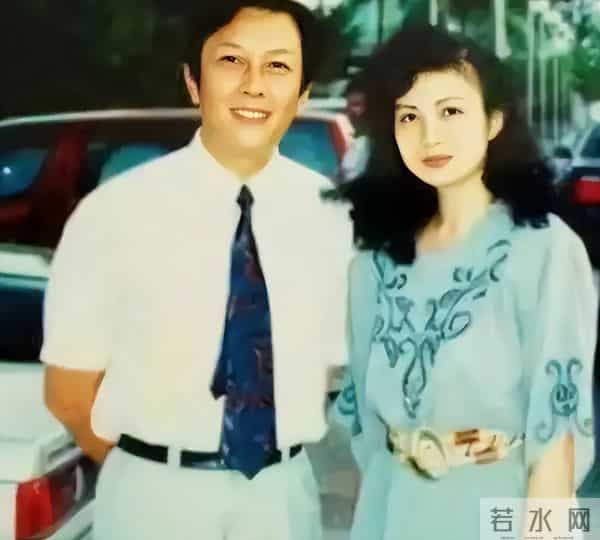 权色交易、陪睡上位，她压根不沾边，简直是娱圈的一股“清流”