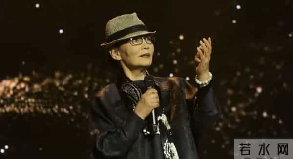 上戏80周年校庆晚会,潘虹登台表演,于和伟徐峥廖凡周野芒当观众