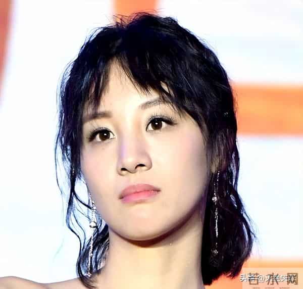 她是薛之谦、胡彦斌得不到的女人，闪婚平平无奇的陈龙，她凭什么