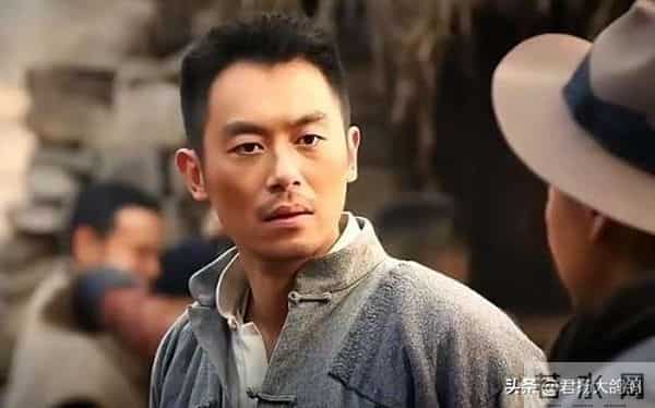 41岁朱亚文再破“天花板”，曾当众嘲讽郭麒麟的他，终于赢来翻身