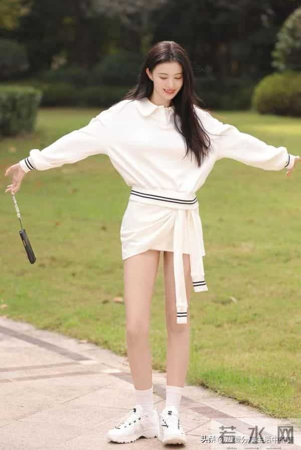 王楚然~超短运动热裤