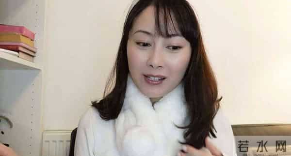 香港知名女星否认隆胸,身材从小就丰满,曝有多位富豪开价包养