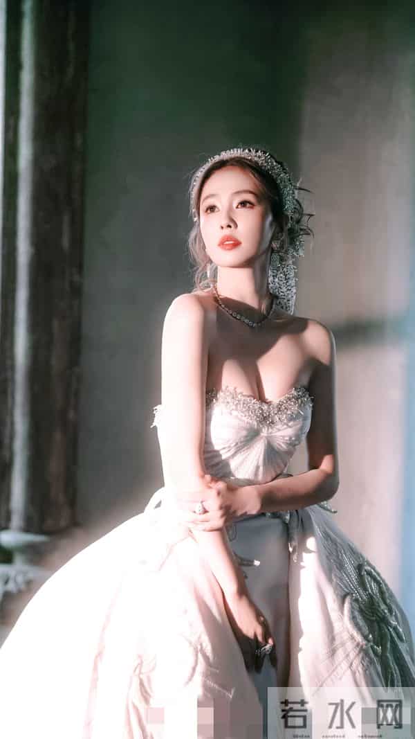 美神白鹿,爱死啦!