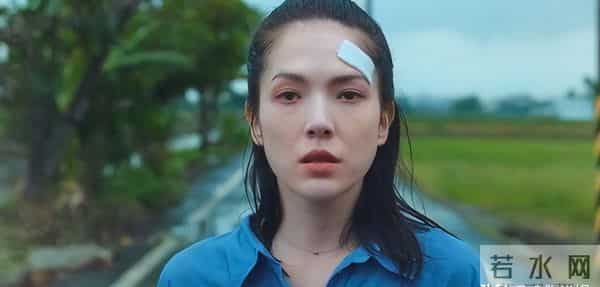 邱泽妈妈没想到,一个离过婚的女人,竟把她儿子狠狠“拿捏“了