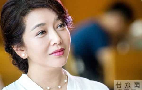 再多钱有什么用？58岁身家过亿的江珊，还是要为27岁女儿操碎了心