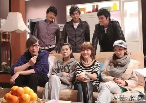 郑恺要笑死人！郑恺三次修改上戏80周年聚会图片，网友玩成找不同