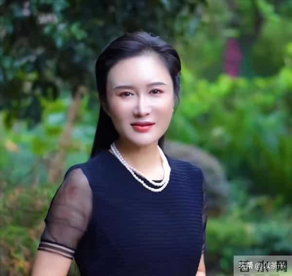 他是杜星霖前夫，离婚10年看她嫁大31岁导演生3娃，如今他后悔吗