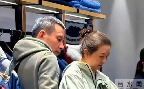 57岁江珊现状曝光！脸垮嘴斜，满头白发，一代女神终是迟暮