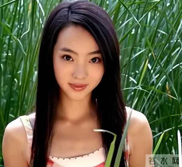 藏不住了？李思思离开央视原因曝光，原来她的“野心”不止于此！