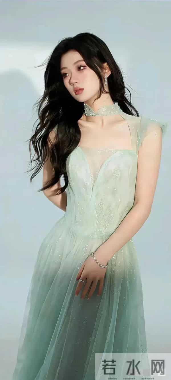 单依纯-不仅歌声甜美，人还火辣