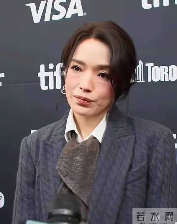 这才是舒淇真容，苹果肌下垂，眼睛无神，法令纹也很深！