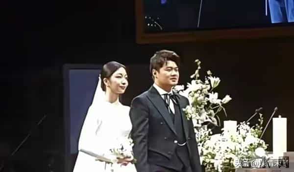 车仁表长子结婚,网友直呼:爸爸比儿子帅多了