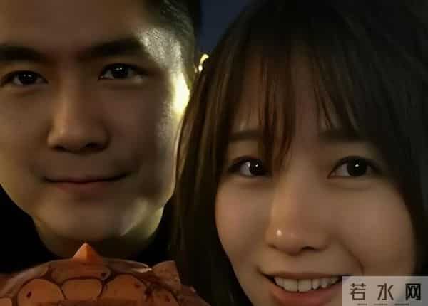 潘阳现状:嫁富豪结婚13年,如今却居住娘家,和潘长江合唱很幸福