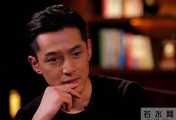 眼里没光了！47岁薛佳凝断崖式衰老，和高调秀二胎的胡歌两个画风