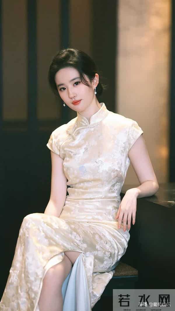 刘亦菲 旗袍穿搭