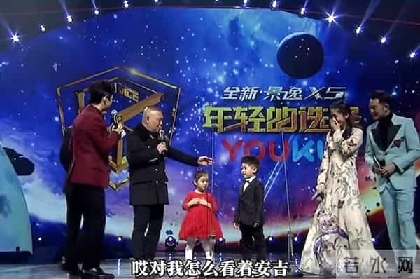 41岁的朱亚文一反常态!事实证明,李幼斌当初的忠告,敲打了他