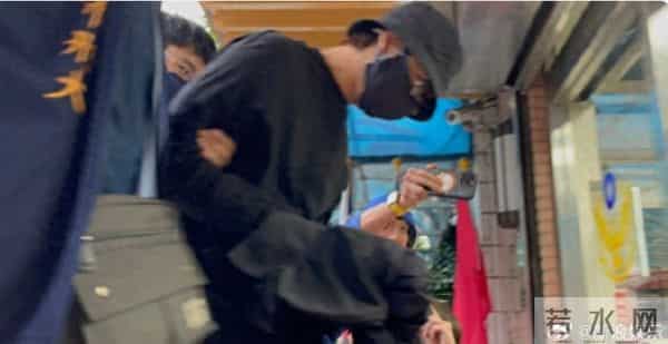 知名男演员涉案被正式起诉！原定婚礼取消