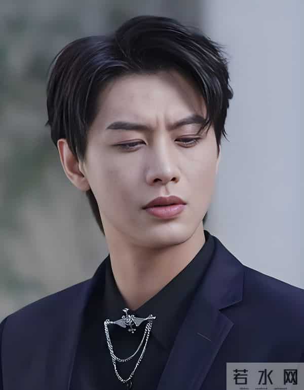 出道似“整容”！这6位短剧顶流出道前后判若两人，完全认不出