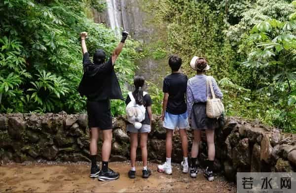 孙俪做梦也想不到，今年才14岁的大儿子，已经为她和邓超争光了